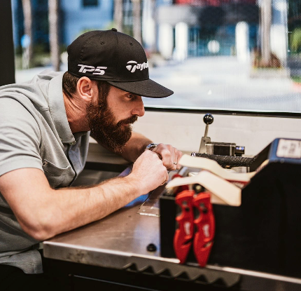 GRIP FITTING WITH A MASTER FITTER GIFT CARD